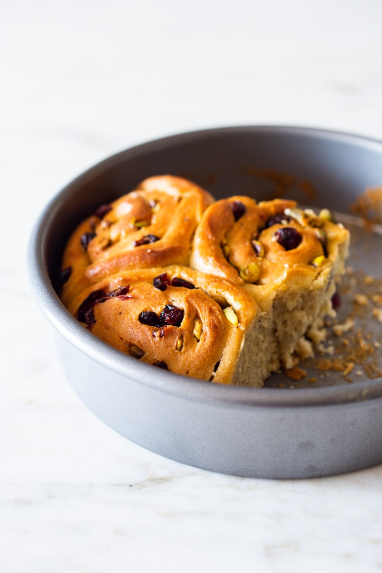 A traditional recipe for Pulla- a slightly sweet, Finnish Cardamon Bread that tastes and smells heavenly. Perfect for mornings or afternoon tea. | www.feastingathome.com. #pulla #pullarecipe #coffeebread #morningbread #finnishbread #finnishrecipes