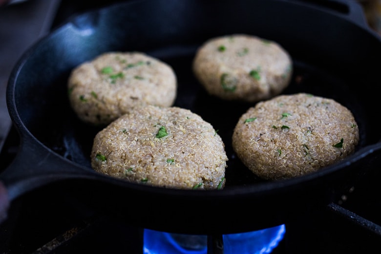 Crispy Vegan Quinoa Cakes with Tomato Chickpea Relish- a delicious, healthy flavorful vegan dinner that is gluten-free.  #quinoacakes #vegan #veganquinoa #veganquinoacakes #veganquinoarecipes #quinoapatties #glutenfree 