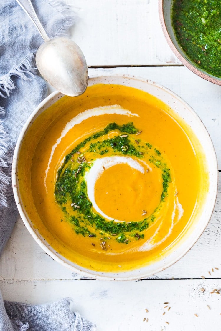 30 Vibrant Healthy Spring Recipes : Carrot Soup with Chermoula and North African Spices - a simple healthy soup bursting with flavor. Vegan Adaptable! #carrotsoup #carrots #vegan #chermoula