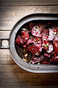 Moroccan Roasted Beets with Pomegranate Seeds, toasted pistachios and a balsamic glaze. A simple, healthy vegan side dish. #moroccanbeets #veganside #roastedbeets #cleaneating #plantbased