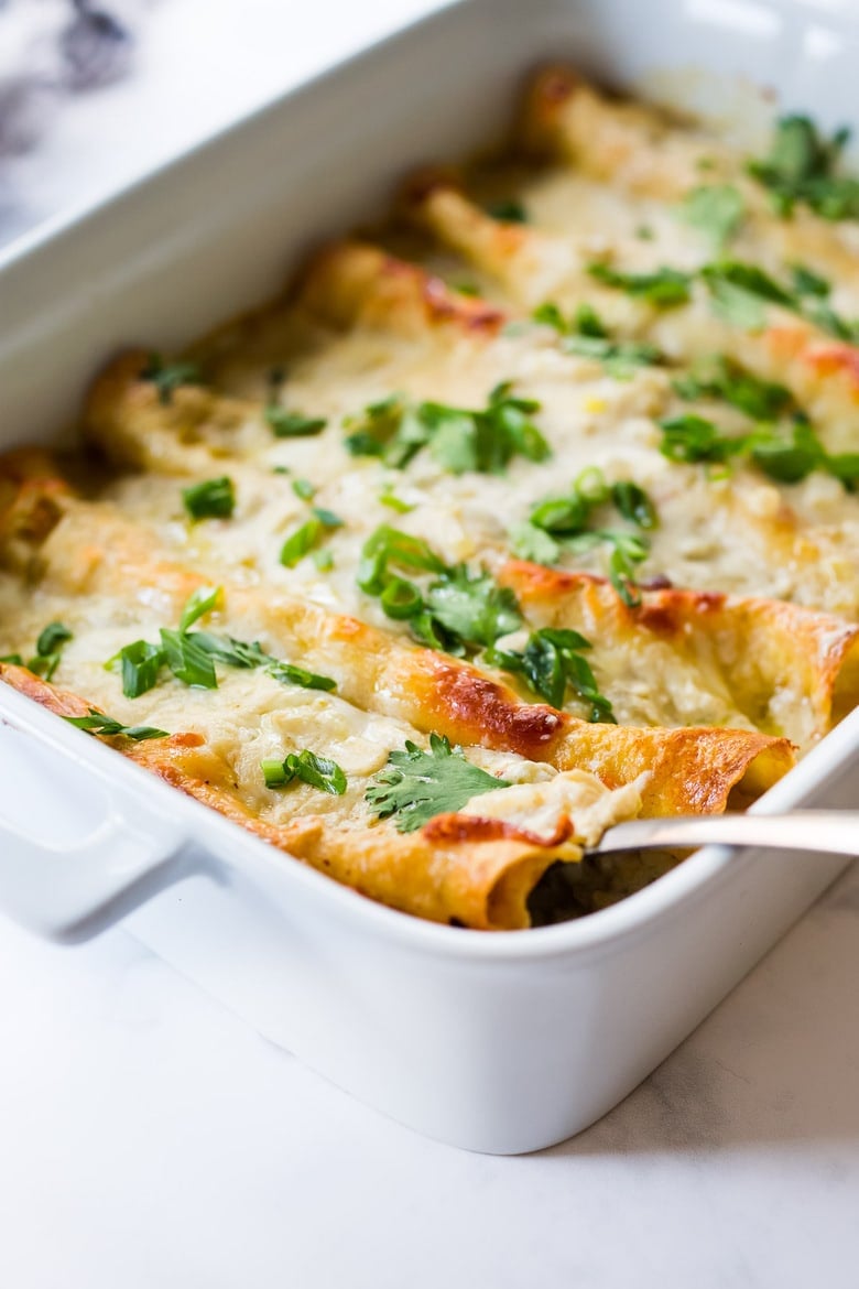 white chicken enchiladas (creamy chicken enchiladas with green chilies ) 