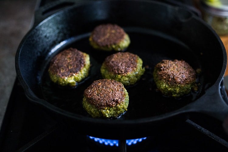 How to make Authentic Falafels made with soaked chickpeas, not canned. This recipe, hands-down has the BEST texture and flavor! Vegan and Gluten-free. |  #falafel #falafels #falafelrecipe #bestfalafel, #veganfalafelrecipe #easyfalafel #authenticfalafel #easyfalafels