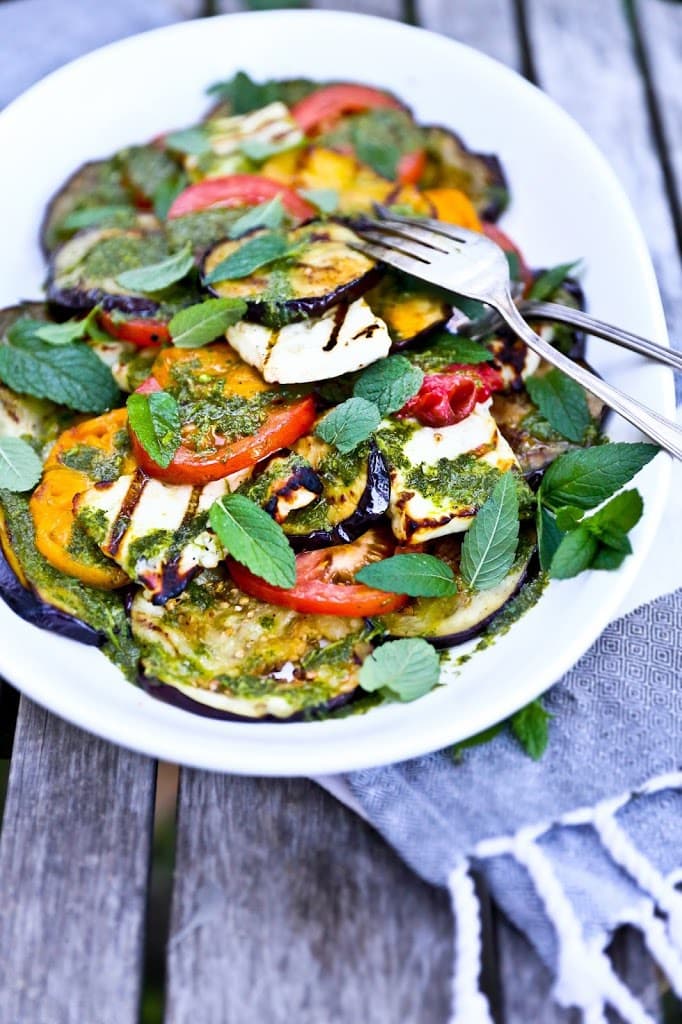 Grilled Halloumi Salad with Eggplant & Mint Dressing- flavorful and easy to make this summertime salad, is a big hit at parties and gatherings. | www.feastingathome.com