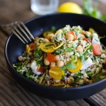 Quinoa Chicken Salad with tomatoes, chickpeas, arugula, fresh herbs & optional mozzarella or feta cheese, in a tangy Lemon Dressing. Great for meal prep!