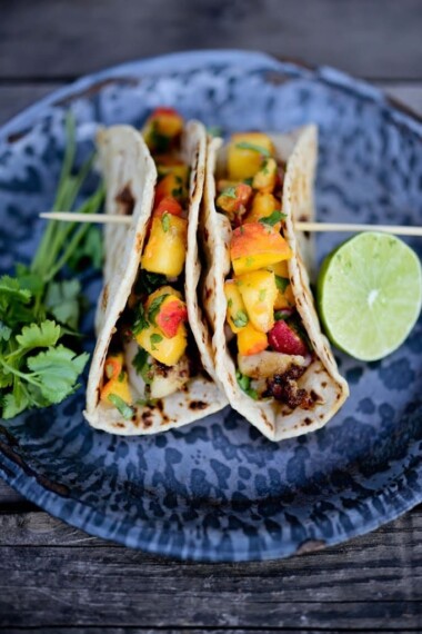 Grilled Fish Tacos with Fresh Peach Salsa | www.feastingathome.com