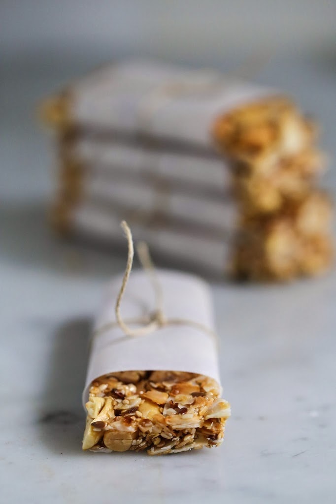Delcious, healthy, Coconut Almond Bars, similar to "Kind Bars"! A gluten-free, paleo, grain-free, granola bar recipe that you will fall in love with! #granolabars #paleo