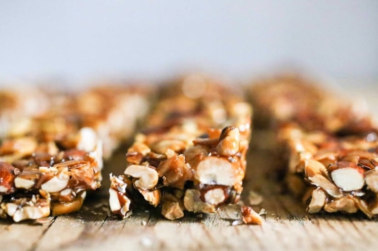 Delcious, healthy, Coconut Almond Bars, similar to "Kind Bars"! A gluten-free, paleo, grain-free, granola bar recipe that you will fall in love with! #granolabars #paleo 