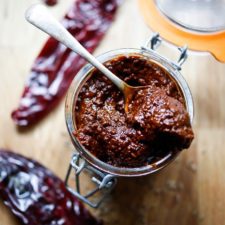 How to Make Harissa Paste - 2 Ways!-image
