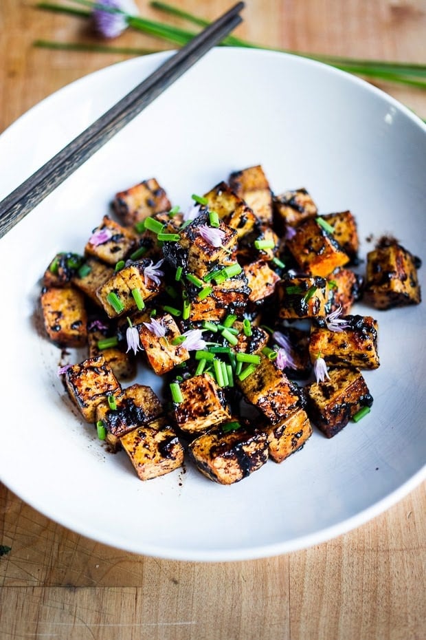 Black Garlic Tofu with chives... a flavorful way to prepare tofu! | www.feastingathome.com