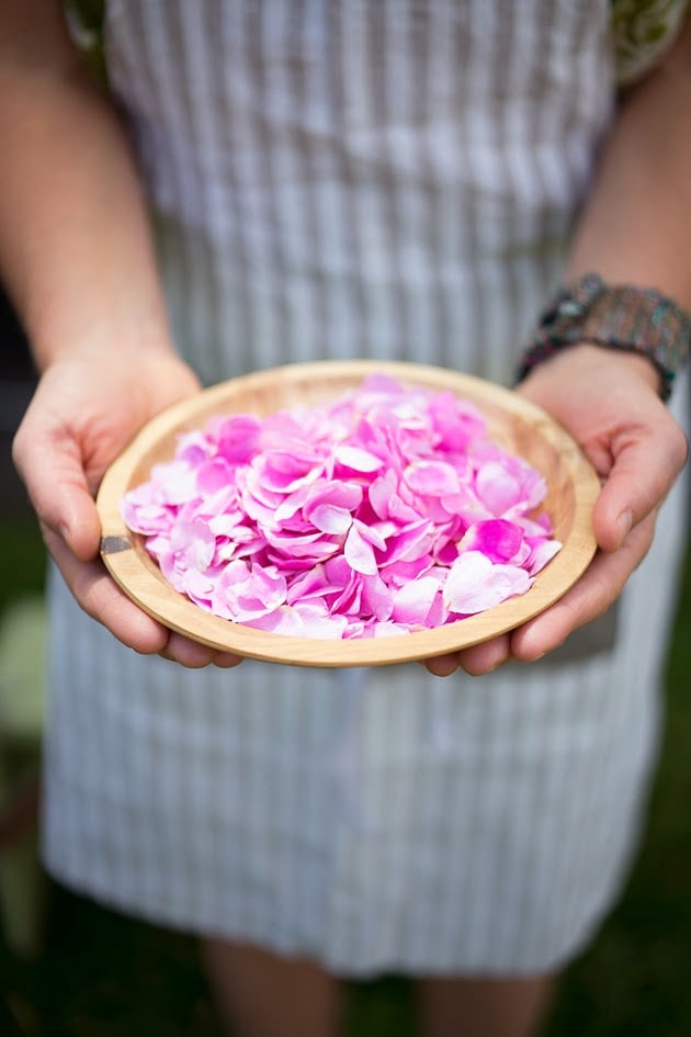 Homemade Rose Petal Jam- a simple delicious recipe made with wild rose petals, perfect on toast, scones or crepes, or spooned over ice-cream or cake. #rosepetaljam #rose #rosejam #roserecipes