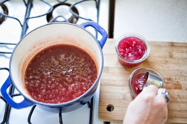 Homemade Rose Petal Jam- a simple delicious recipe made with wild rose petals, perfect on toast, scones or crepes, or spooned over ice-cream or cake. #rosepetaljam #rose #rosejam #roserecipes 