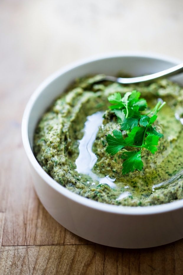 20 Healthy Zucchini Recipes: Zucchini hummus 