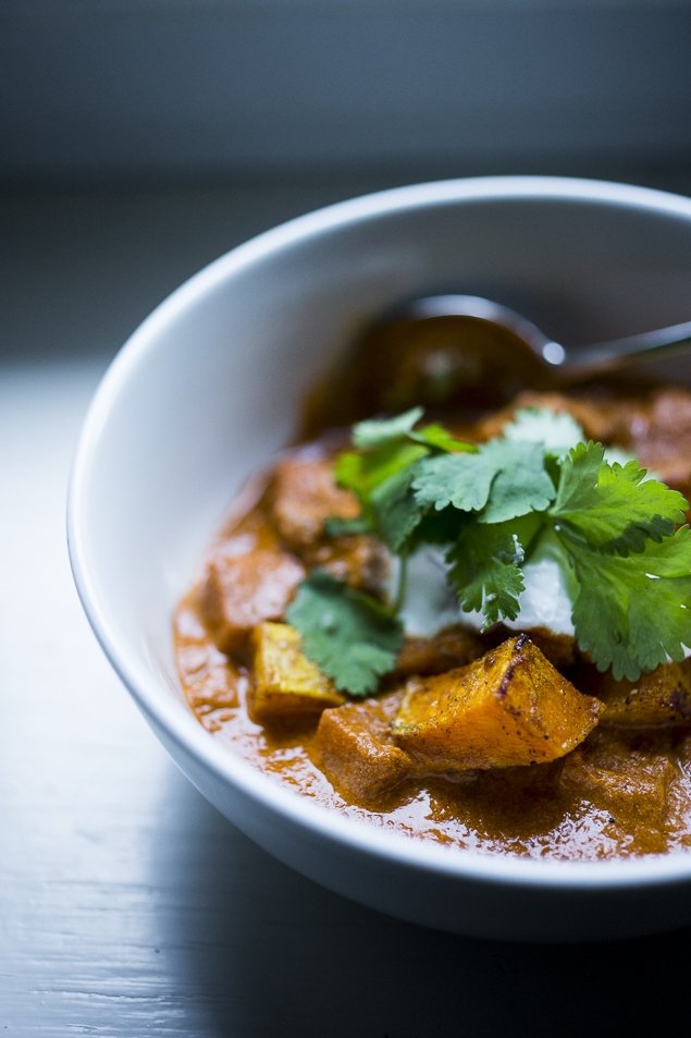 Roasted Butternut Tikka Masala with fragrant Indian tomato curry sauce. Add chicken or chickpeas. Vegan, Gluten Free! | #butternut #tikkamasala | www.feastingathome.com