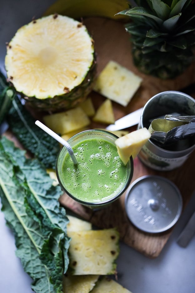 Matcha Pineapple Smoothie with Kale- An instant mood lifter and energizing drink full of healthy antioxidants! | www.feastingathome.com