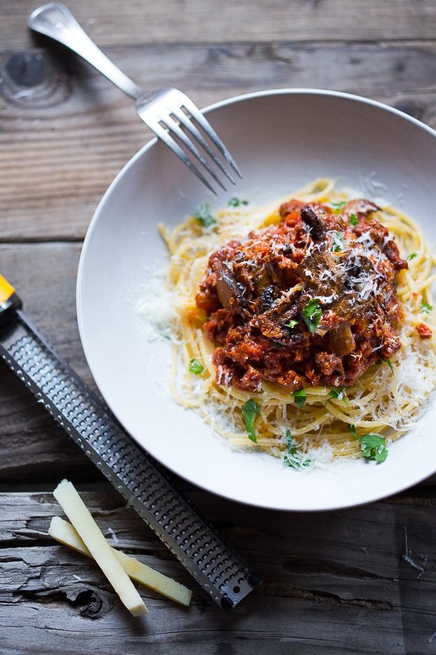 A simple, healthy recipe for Turkey Mushroom Bolognese, that can be made in an Instant Pot, Slow Cooker or stove top. Flavorful and delicious!
