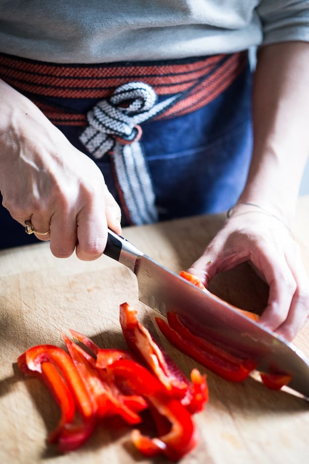 How to throw a Temaki Party - a simple, affordable Japanese inspired, crowd friendly meal! | www.feastingathome.com