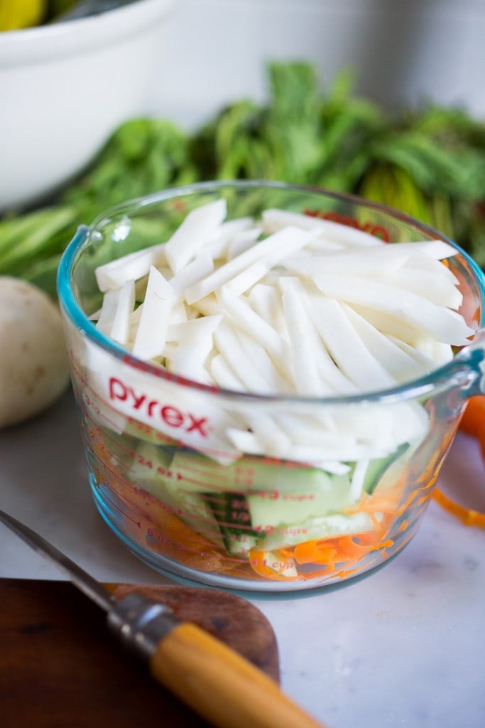 rice noodles w pickled veggies-105