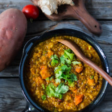 Lentil Dal with Sweet Potatoes -image
