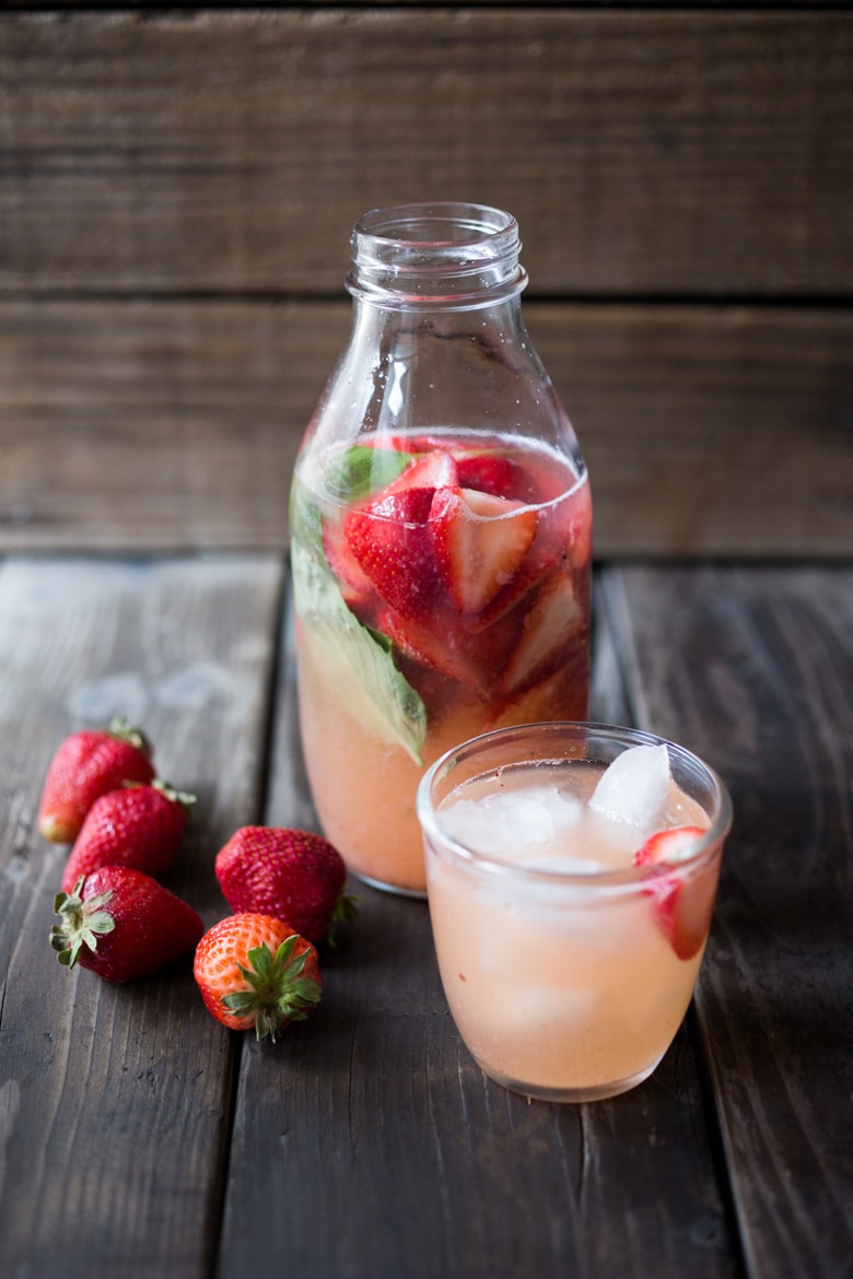 25 Immune-Boosting Foods and Recipes to help us support our bodies, bolster our immune system! || Strawberry Water Kefir, full of healthy probiotics, good for the gut, like Kombucha but BETTER and EASIER! A simple step by step guide | www.feastingathome.com