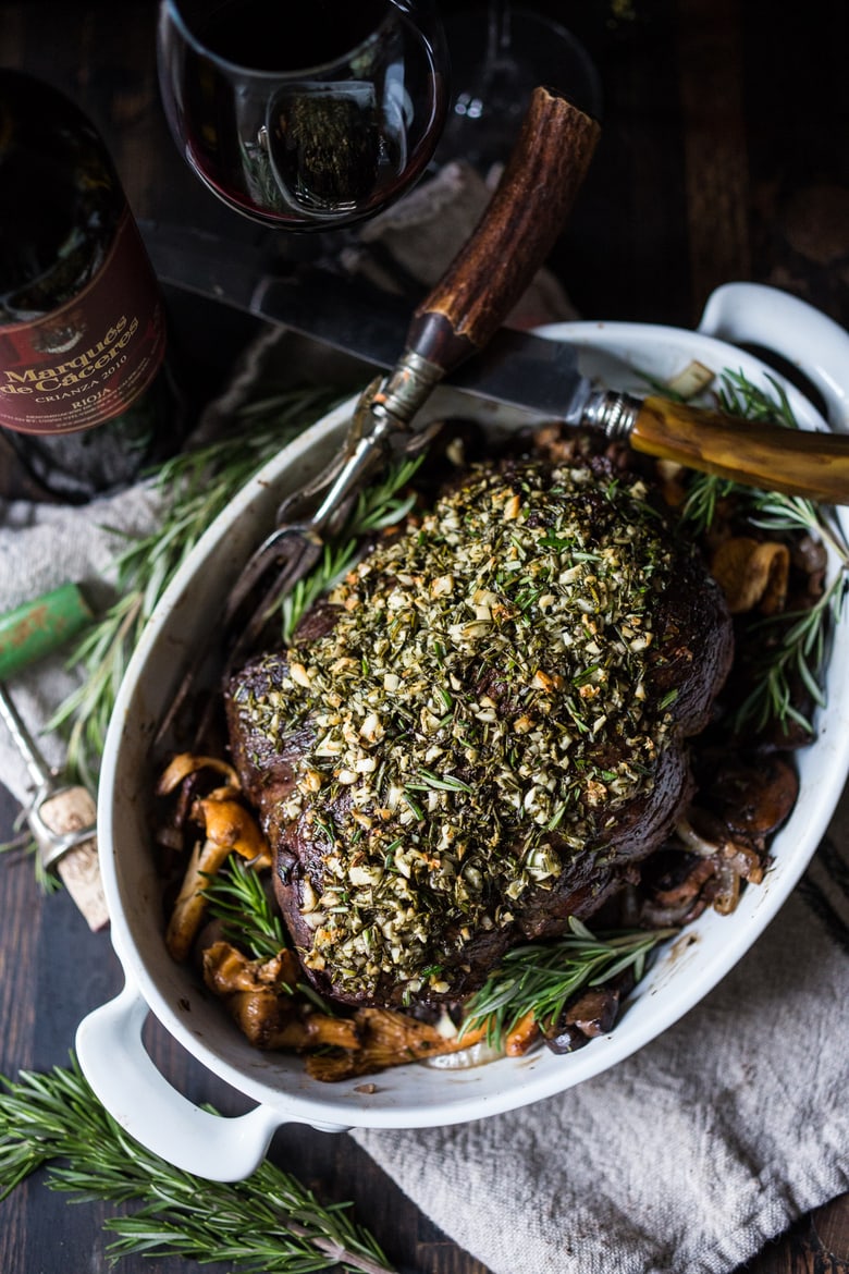 Pan-Seared Garlic-Rosemary Round Steak Recipe