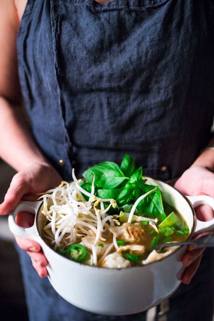 PHOTON SOUP! Vietnamese Pho meets Wonton Soup - a fast and flavorful soup can be made in 15 minutes flat! Healing, nourishing and flavorful. | #pho #wontonsoup #wontons #soup #phosoup www.feastingathome.com