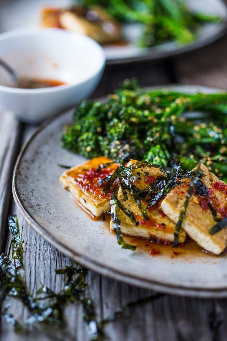 Garlic Chili Tofu with Sesame Broccolini- a delicious and fast, 15 minute dinner that is vegan and gluten free. Healthy & Yummy! | www.feastingathome.com