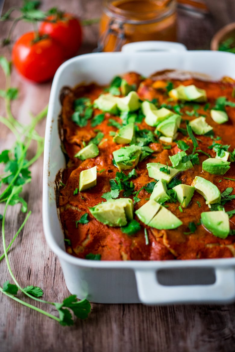 Need some easy dinner ideas? Here are 50 Easy Dinners the whole family will love! Quick and simple to make with very little hands-on time.