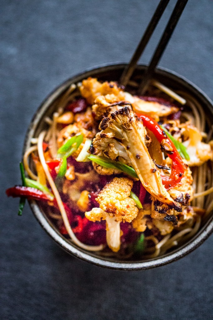 Kung Pao Noodles with chicken, tofu or cauliflower! A delicious noodle dish packed full of flavor! Video