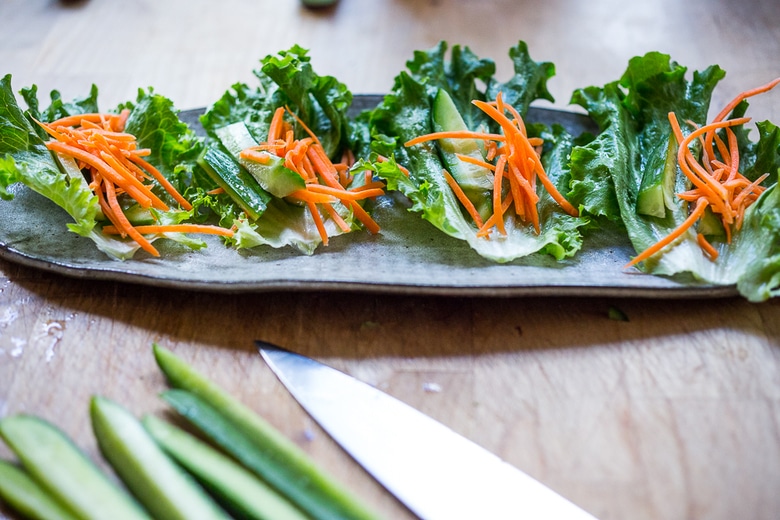 Fresh and healthy Vietnamese chicken lettuce wraps with veggies and Nuoc Cham | www.feastingathome.com