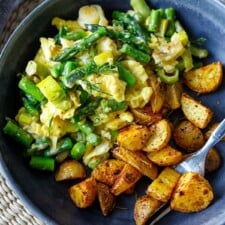 Scrambled Eggs with Asparagus and Leeks