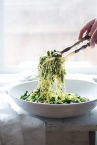 Spring Pasta Salad with asparagus & mushrooms and Lemony parsley dressing. #pastasalad