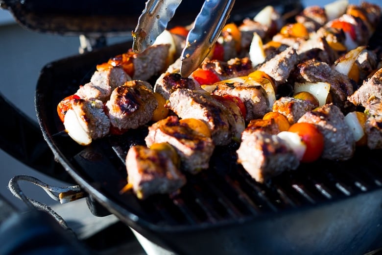 Grilled Chilean Beef Kabobs with Chimichurri Sauce and Cilantro Rice. An easy flavorful weeknight meal. | www.feastingathome.com #beef #skewers #chimichurri #grilling #kabobs #beefkabobs