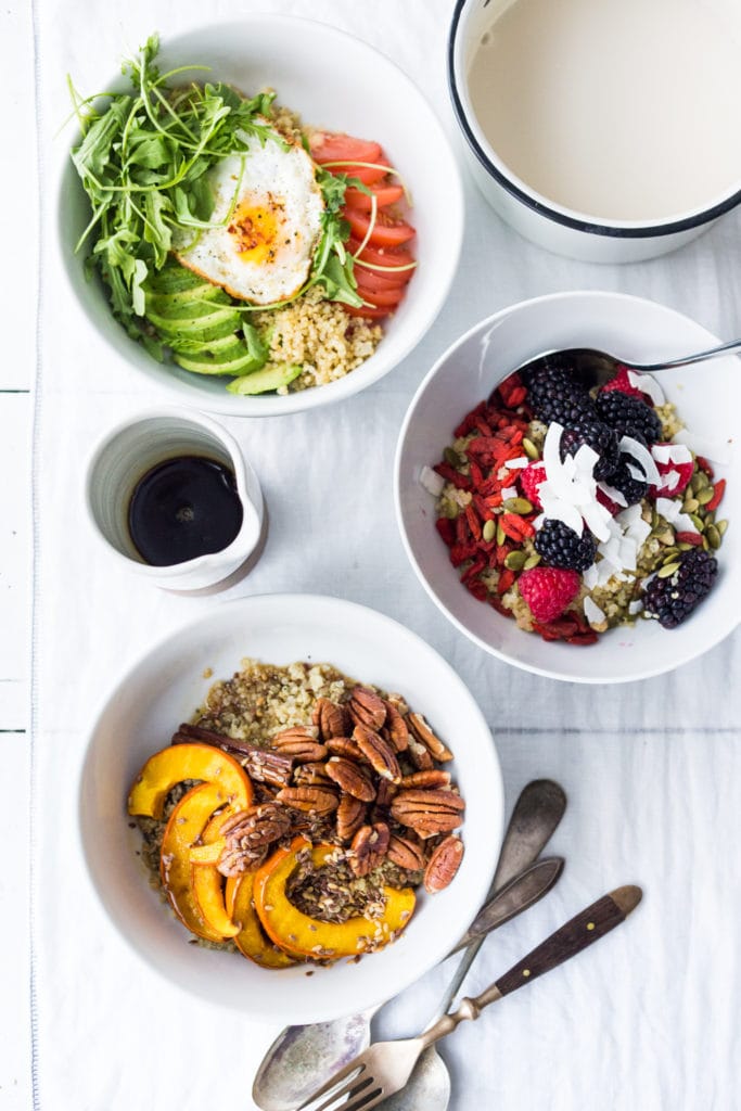 Need some Vegan Breakfast ideas? These 5, Make-Ahead, Morning Grain Bowls served up with different toppings for busy weekday breakfasts. Healthy, gluten free and vegan adaptable. #veganbreakfast #grainbowls #breakfastbowls