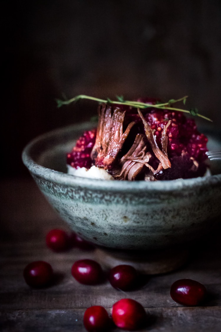 Cranberry Pot Roast - a simple festive recipe for beef roast, infused with fresh cranberries and roasted in the oven- perfect for the holidays or a simple Sunday super. #potroast #cranberries #cranberryrecipes #beef #beefroast #holidayrecipes #easy 