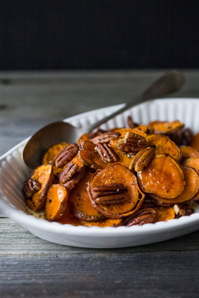 This recipe for Roasted Yams couldn't be any easier! It's a healthier alternative to traditional candied yams, perfect for the holiday table!