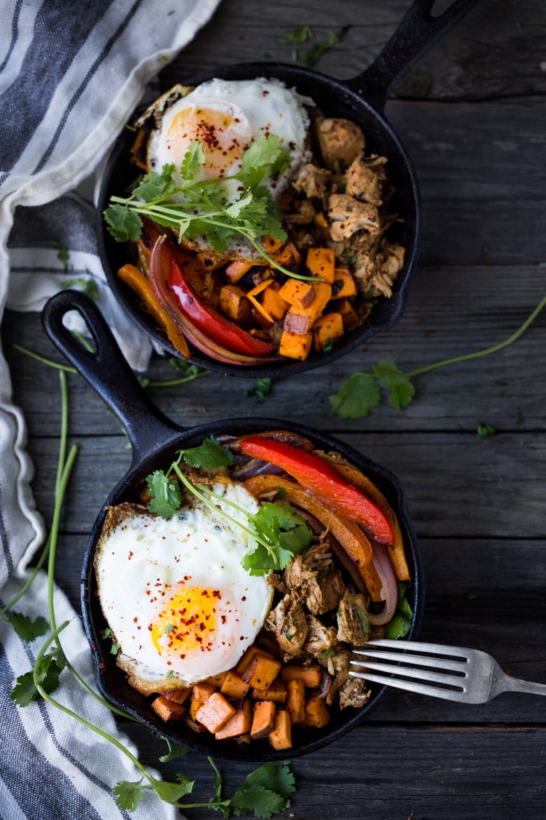 Chicken Carnitas- Make on the stovetop or in the oven, 15 minutes of hands on time. Make ahead on Sunday then turn this into tacos, quesadillas, burrito bowls or nachos during the workweek! | www.feastingathome.com