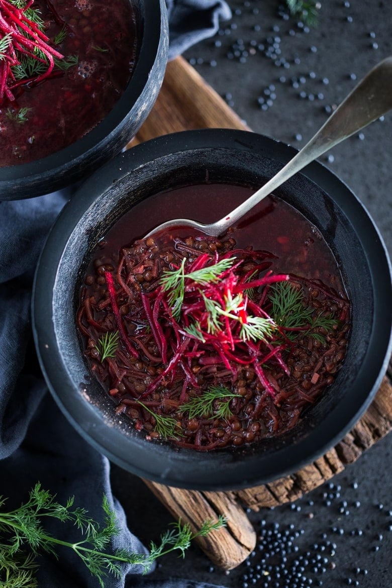 25 BEST Lentil Recipes! |Lentil Beet Soup -a simple healing vegan soup, packed full of antioxidants that aid the liver in healing our bodies. Vegan, GF | #lentilbeetsoup #vegansoup 