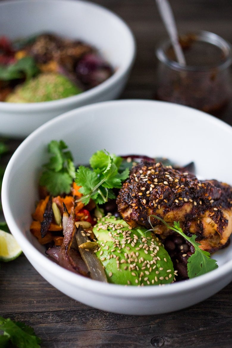 Salsa Macha Bowl made with baked chicken, roasted yams and peppers, avocado and flavorful "Salsa Macha", a delicious Mexican condiment you will fall in love with! | www.feastingathome.com