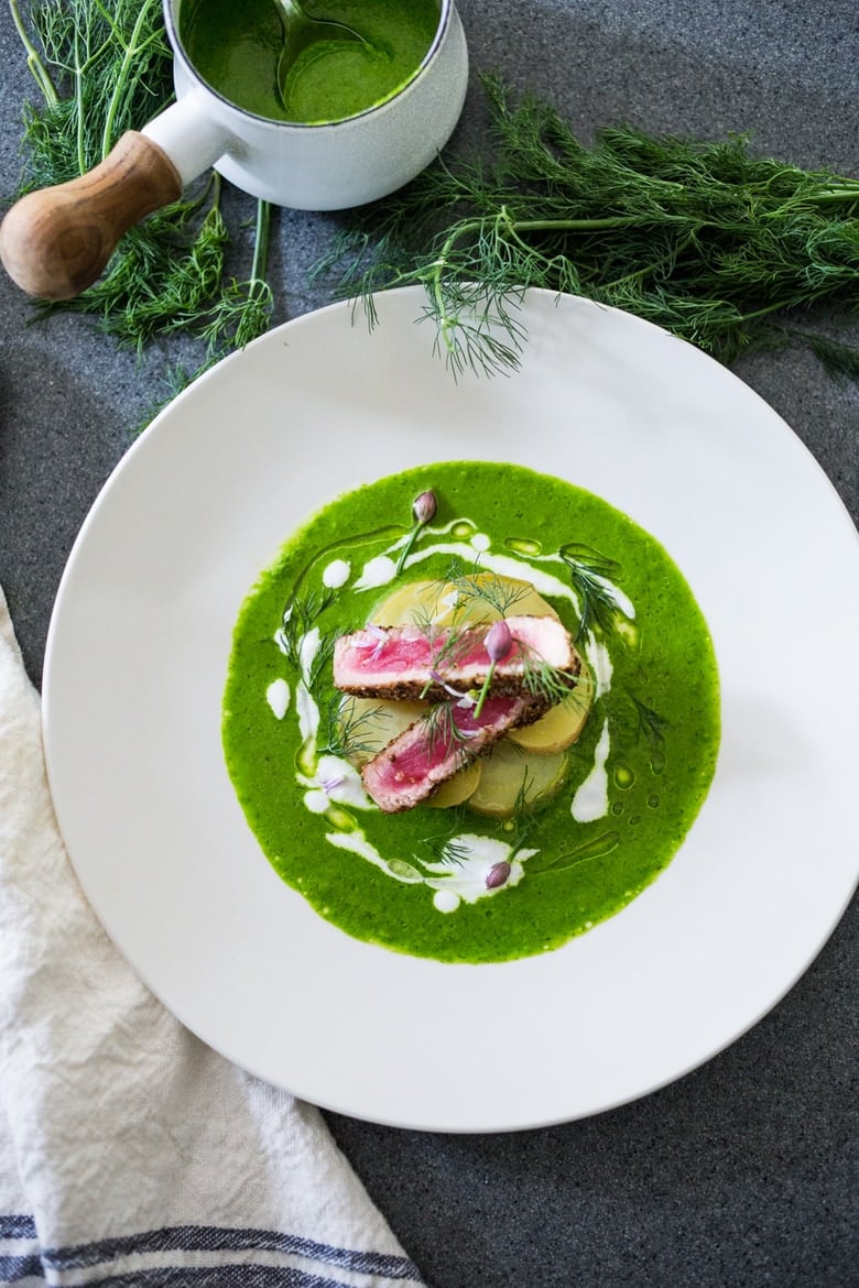 Pan-Seared Ahi with Dill Yogurt and Chive Blossoms- a simple easy dinner that bursts of Spring! #ahi #dill #dillsauce 
