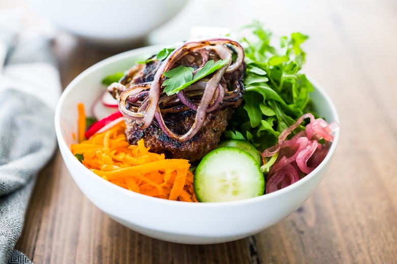 Healthy Tasty BURGER BOWLS- loaded up w/ healthy veggies & greens, can be made with grass-fed beef, lamb, turkey or veggie burgers! Gluten-free, vegan! | www.feastingathome.com