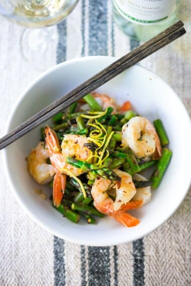 Shrimp Asparagus Stir Fry with Lemon and Basil -a delicious and healthy skillet meal that can be made in just 15-minutes! Low-carb and GF. 