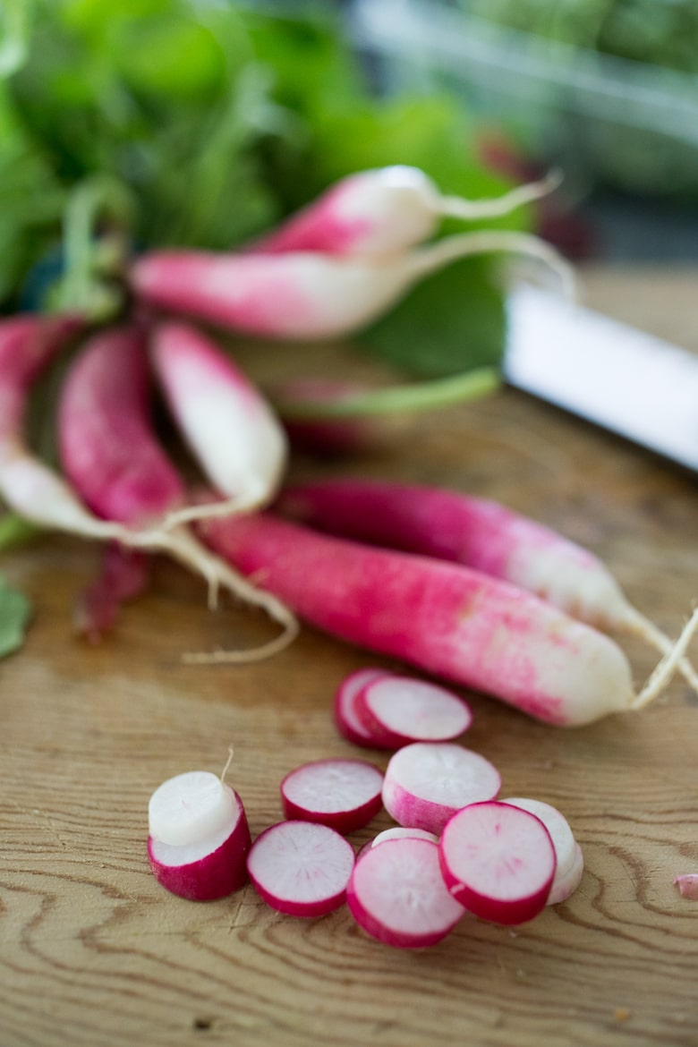 A simple delicious recipe for Summer Panzanella Salad with Garlicky Croutons, bursting with fresh seasonal summer ingredients and FLAVOR! #radishes