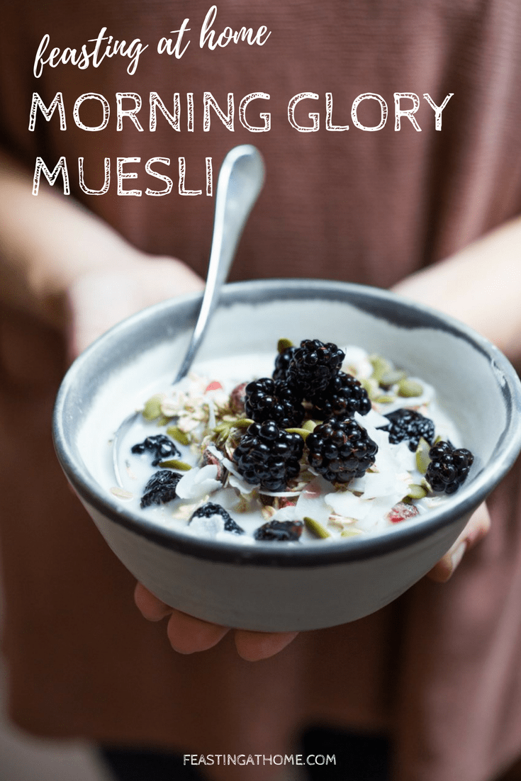 How to make Muesli! A lighter, healthier, sugar-free, low- fat alternative to granola! Gluten-free, vegan. #muesli #mueslirecipe #feastingathome #veganbreakfast