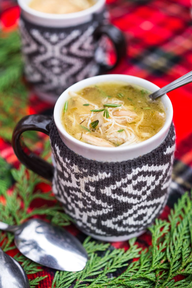 Instant Pot Chicken and White Bean Soup