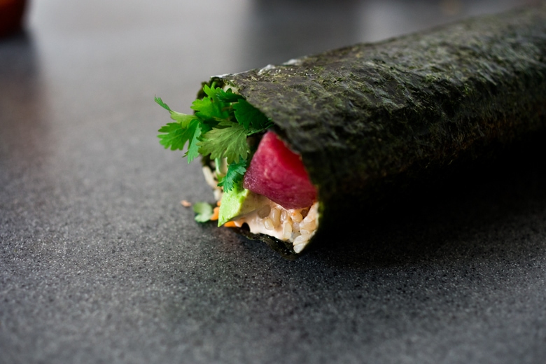 Sushi Burrito with Brown Rice, Avocado, Ahi ( or Tofu) carrots and kimchi- a healthy delicious lunch! Vegan and GF adaptable! | www.feastingathome.com