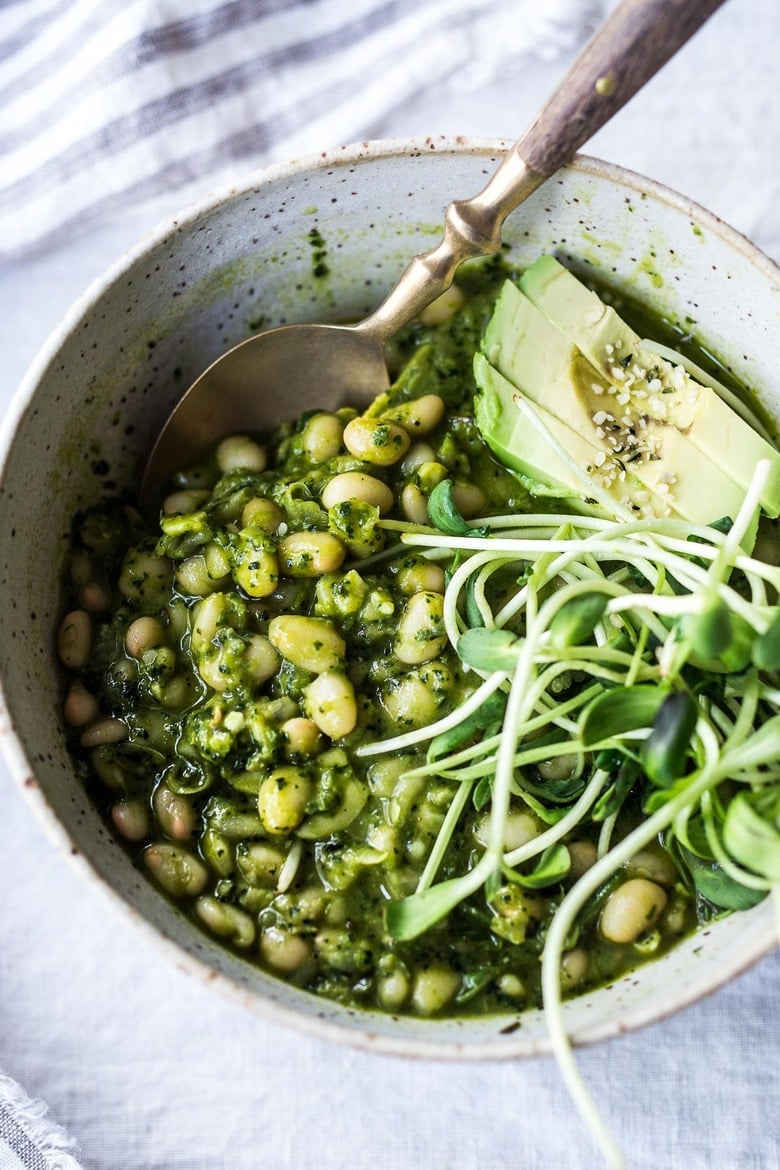 Cassoulet Vert - a modernized White Bean Stew with Lemony Kale Pesto that is meat-free and that can be made in an Instant Pot! Fast, healthy delicious! | www.feastingathome.com #cassoulet #cassouletvert #vegan