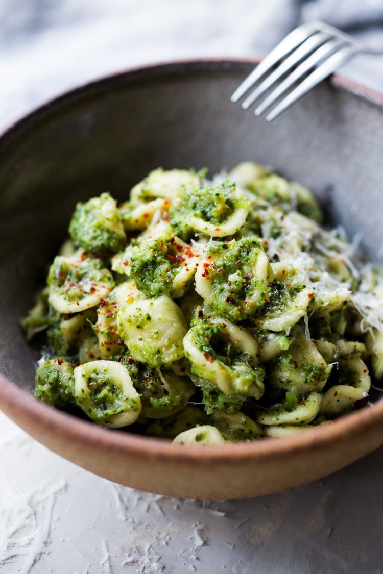 Orecchiette Pasta with Broccoli Sauce - a simple vegetarian pasta dish hailing from Tuscany that is easy to make, healthy and oh so delicious!| #Orecchiette #broccolipasta #orechiettepasta #broccolirecipes #vegetarian #pastarecipes #healthypastarecipes |www.feastingathome.com #feastingathome