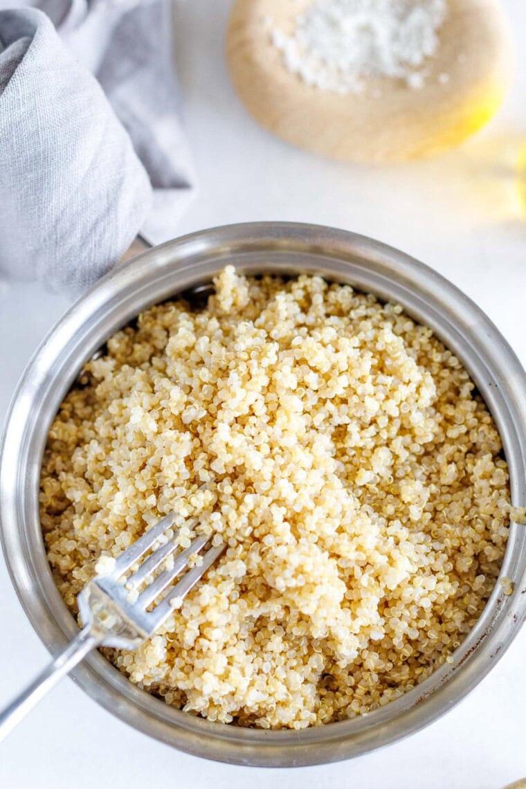 Fluffy Herbed Quinoa Recipe - Feasting At Home
