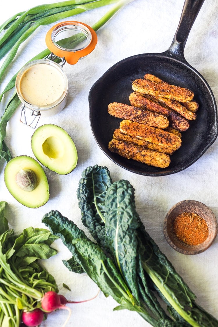 Blackened Tempeh Salad with Avocado, Kale, Radishes and a Creamy VEGAN Cajun Ranch Dressing. #tempeh #veganranch #vegan #glutenfree 