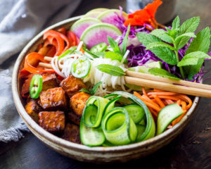 vegan bahn mi noodle bowl